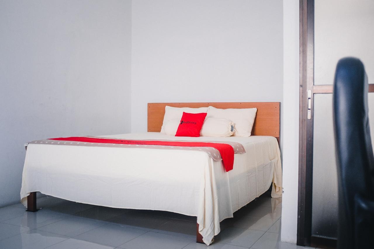 Reddoorz Near Sirkuit Sentul Hotel Bogor Eksteriør billede